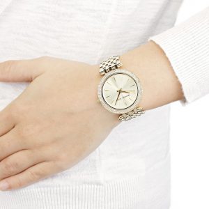 שעון יד מייקל קורס מוזהב לאישה משובץ זהב צהוב דגם MK3191 מקטלוג MICHAEL KORS שעונים