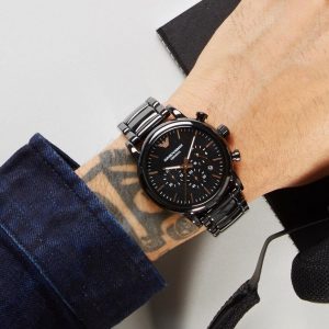שעון יד ארמני קרמיקה שחורה לגבר דגם AR1509 על יד