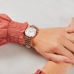 שעון יד ארמני לאישה דגם AR1683 על יד