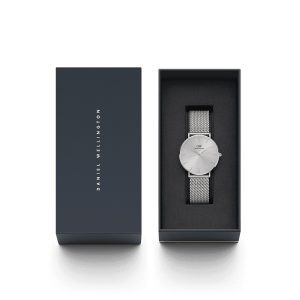 שעון יד דניאל וולינגטון כסוף לאישה דגם DW00100468 בקופסא