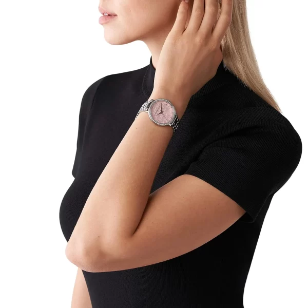 שעון יד מייקל קורס לאישה כסוף לוח ורוד לוגו MK דגם MK4631